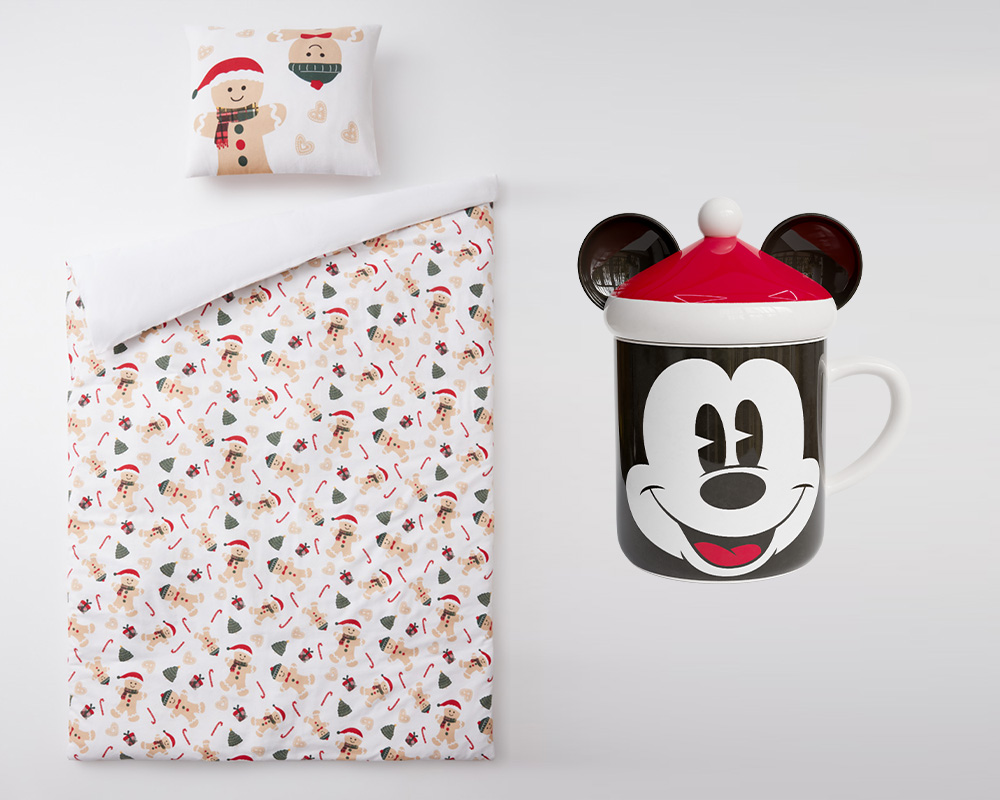 Božična posteljnina Pepco za otroško darilo ob božičnem darilnem lončku z motivom Miki Miške.
